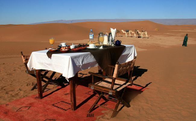 Camp Sahara Holidays M'Hamid Exterior foto