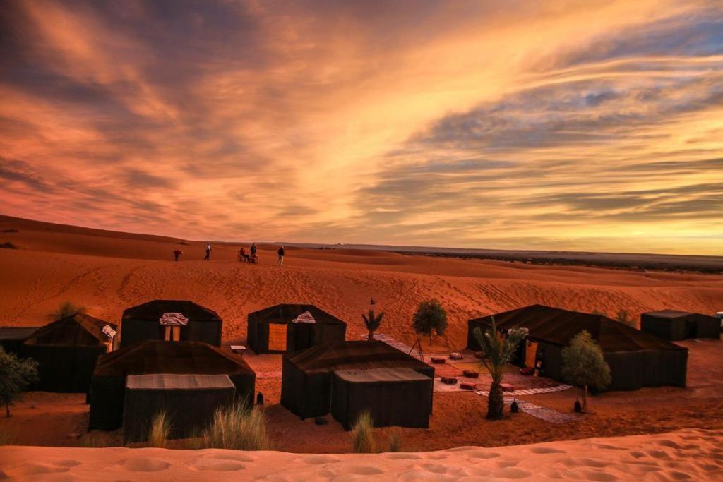 Camp Sahara Holidays M'Hamid Exterior foto